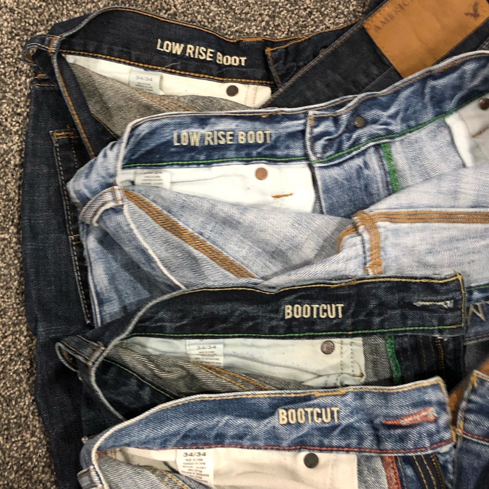 4 pairs of American Eagle 34x34 Jeans